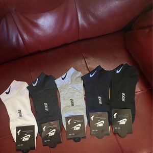 Nike ankle socks 5 pairs